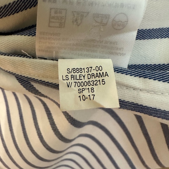 *NWOT* BANANA REPUBLIC Riley-Fit Ruffle V-Bib Buttondown Shirt, Blue Stripe — 10 - Picture 8 of 8
